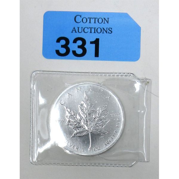 1 Oz .9999 Silver 2011 Maples Leaf Coin 