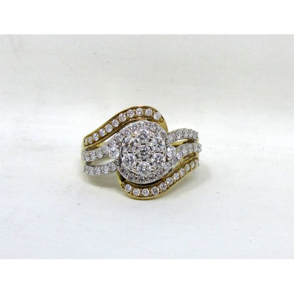 White & Yellow 10 K Gold Diamond Ring - 2.27 CTW