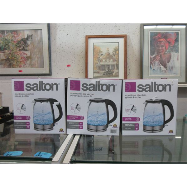 3 Salton 1.7 L Cordless Glass Kettles