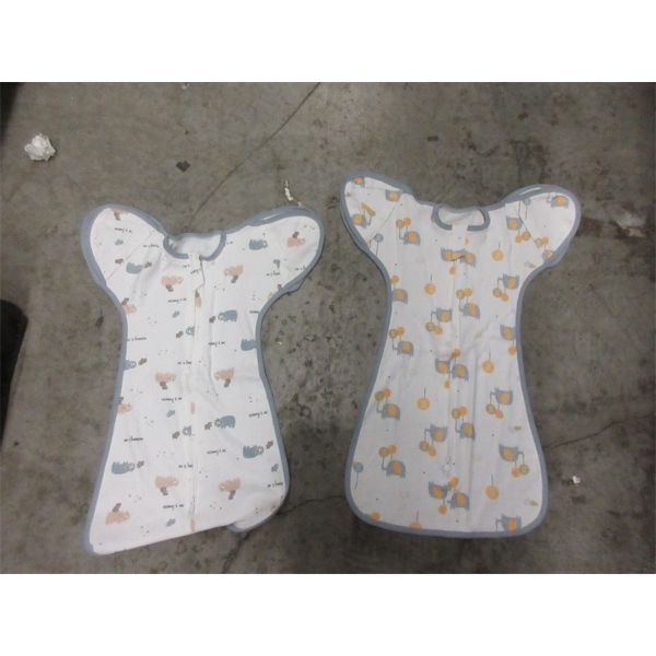 Case of 35+ Sets of 2 Swaddling Sacks with Arms