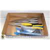 Image 1 : KITCHEN KNIVES W/ SHARPENER- LOT OF 11 ASST.