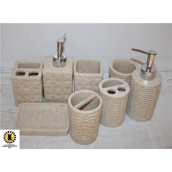 FLAT OF 2 SETS OF BATHROOM SUPPLY HANDERS