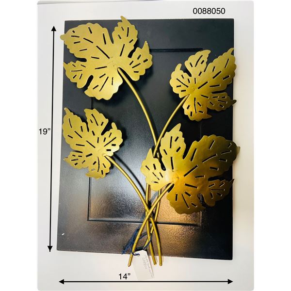 MAPLE LEAF WALL FRAME ART