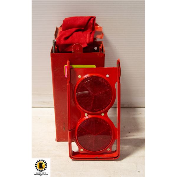 VINTAGE ROADSIDE SAFETY LIGHT