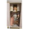 Image 1 : THE HAMILTON COLLECTION PORCELAIN COLLECTABLE DOLL