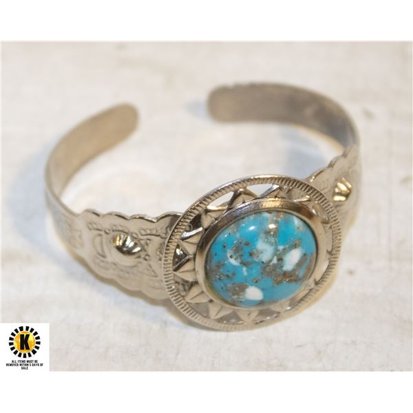 ESTATE NAVAJO BRACELET IN BOX