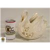 Image 1 : VINTAGE 9 INCH CERAMIC SWAN