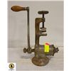Image 1 : VINTAGE MEAT GRINDER
