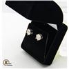 Image 2 : ONE PAIR ROUND MOISSANITE SET IN 6 PRONG