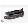 Image 1 : KARL LAGERFELD SIZE 8 SNAKE PATTERN SLIP-ON WOMENS