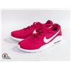 Image 1 : NIKE AIR MAX CHERRY SIZE WOMEN'S 7