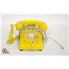 Image 1 : YELLOW ROTARY DIAL PHONE