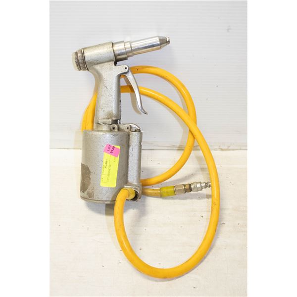 1/4" AIR RIVETER