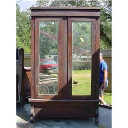 Armoire with Key