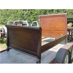 Sleigh Bed