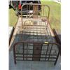 Image 1 : Iron Bed