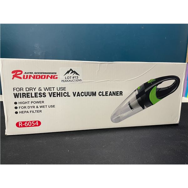 Lot of 1 Cordless/Rechargeable Vacuum Cleaner - Wet & Dry Use