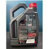 Image 2 : Lot of 1 Jug of Motul 5100 4T 15W-50 4-Stroke Motor Oil - 4L Jug