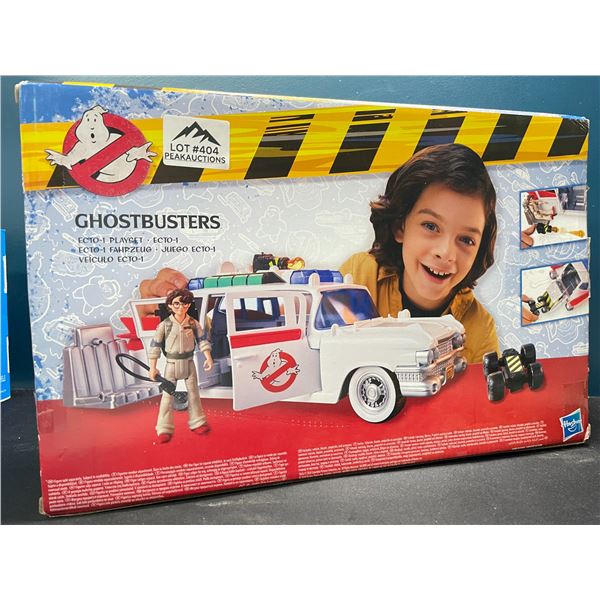 Lot of 1 Ghostbuster Ecto-1 Playset by Hasbro