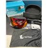 Image 2 : Lot of 1 SuperPenguin Ski/Snowboarding Goggles with Magnetic Lens & Carrying Case