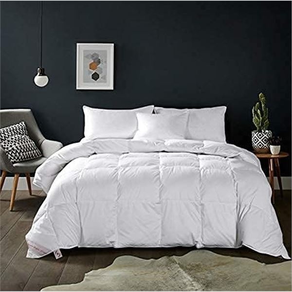 Lot of 1 Maple Down Luxury Down Alternative Comforter/Duvet Insert - White; California King Size