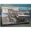 Image 2 : Lot of 1 Lyinsu 4x4 2.4ghz Remote Control 4WD Off Road Truck Toy - 1:18 Scale