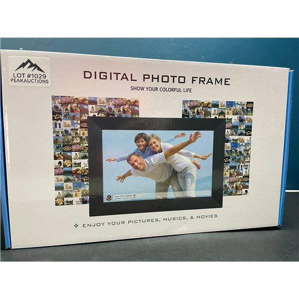 Lot of 1 Digital Photo Frame - BRAND NEW!