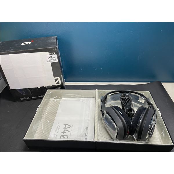 Lot of 1 ASTRO A40 TR Gaming Headset for Playstation/Xbox/PC/Mac/Mobile