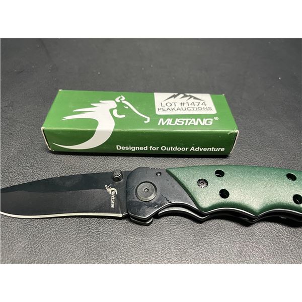 Lot of 1 Mustang Folding Knife