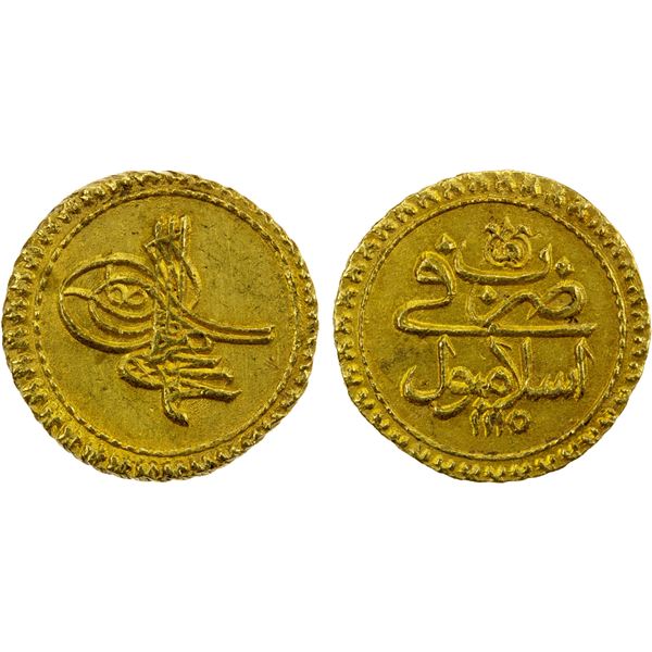 TURKEY: Ahmed III, 1703-1730, AV ½ sultani (1.74g), Islambul, AH1115, EF