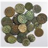 Image 1 : MEDIEVAL ISLAMIC: LOT of 25 copper coins