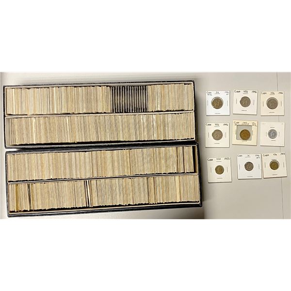 WORLDWIDE: LOT of 570 coins