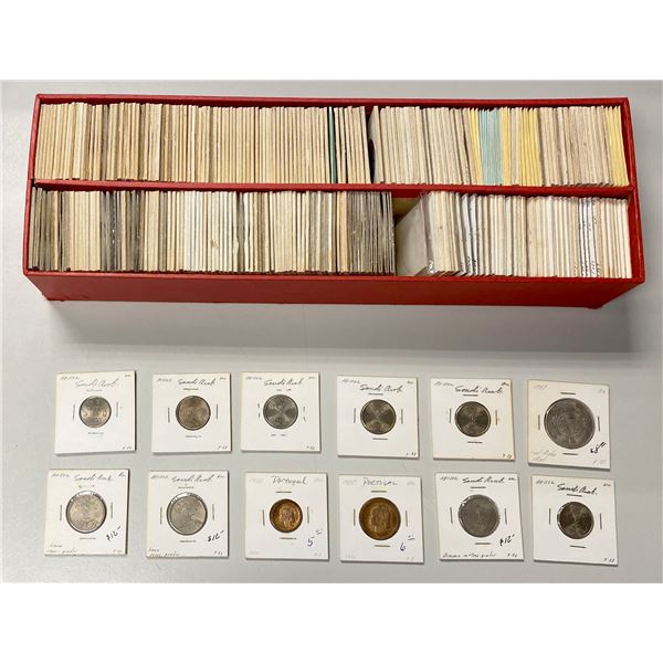 WORLDWIDE: LOT of 275 coins