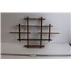 Image 1 : Wooden Wall Shelf - 17" x 25 1/4"