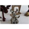 Image 5 : (4) Christmas Moose Decorations