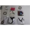 Image 5 : (26) Pieces Costume Jewelry - Earrings, Necklaces