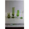 Image 1 : (4) Pieces Vintage Green Glassware