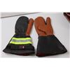 Image 4 : Watson Insulated Winter Gloves (Size Large), Safety/High Vis Vest (One Size Fits All)
