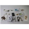 Image 6 : (15) Pieces of Costume Jewelry