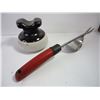 Image 2 : Craft Stretcher, Tool Belt, Insulator, Keychain, Diehard Flashlight, Smoke Alarm