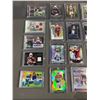 Image 2 : 20 ASSORTED FOOTBALL CARDS (MANY AUTOGRAPHED)