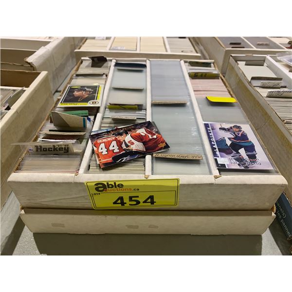 BOX OF ASSORTED HOCKEY CARDS