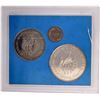 Image 3 : UNC Set of 2 Commemorative Coins of International Youth Year of 1985 of Calcutta Mint.
