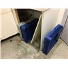 Image 2 : LARGE GROUP OF COMMERCIAL KITCHEN EQUIPMENT