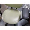 Image 9 : Qty 4 Rolling Office Armchairs, Misc Conditions