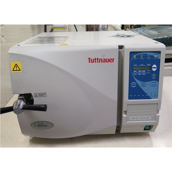 Tuttnauer 2540E-B/L Autoclave-Steam Sterilizer