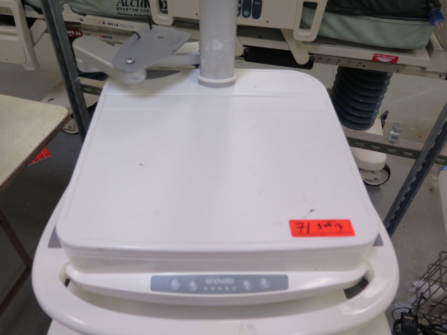 Qty 3 Enovate & Jaco Ultra Series Rolling Medical Carts Oahu Auctions