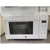 Image 5 : Multiple Microwave & Toaster Ovens: Panasonic, Black & Decker, GE, etc (carts not included)