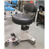 Image 9 : Stryker SurgiStool II Hydraulic Medical Chair