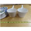 Image 2 : 3 piece corning ware set and 2 multipurpose basin